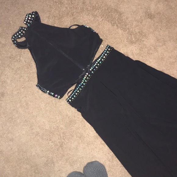 Prom dress - Picture 3 of 4